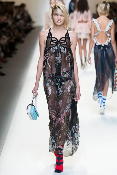 Look 35